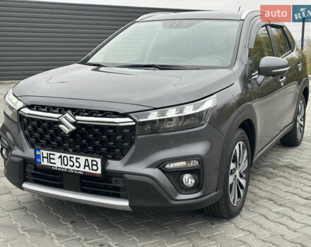 Серый Сузуки S-Cross, объемом двигателя 1.37 л и пробегом 20 тыс. км за 23900 $, фото 3 на Automoto.ua