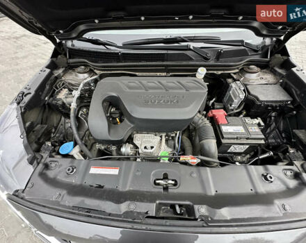 Серый Сузуки S-Cross, объемом двигателя 1.37 л и пробегом 20 тыс. км за 23900 $, фото 42 на Automoto.ua