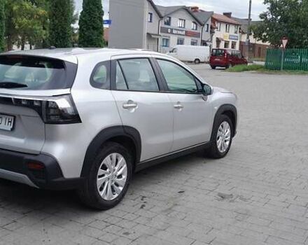 Сузуки S-Cross 2024 в Ивано-Франковске на Automoto.ua Серый Сузуки S-Cross, объемом двигателя 1.37 л и пробегом 4 тыс. км за 23929 $, фото 4 на Automoto.ua