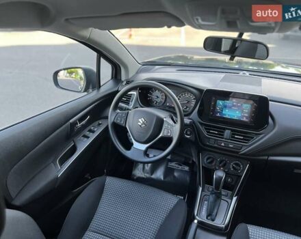 Серый Сузуки S-Cross, объемом двигателя 1.37 л и пробегом 1 тыс. км за 24892 $, фото 29 на Automoto.ua