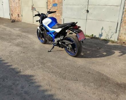Синій Сузукі SFV 400, об'ємом двигуна 0.4 л та пробігом 65 тис. км за 3900 $, фото 6 на Automoto.ua