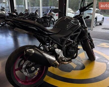 Чорний Сузукі SFV 650, об'ємом двигуна 0.65 л та пробігом 1 тис. км за 7500 $, фото 3 на Automoto.ua