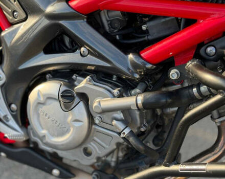 Червоний Сузукі SFV 650, об'ємом двигуна 0.65 л та пробігом 5 тис. км за 4500 $, фото 6 на Automoto.ua