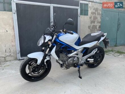 Сузукі SFV 650 2009 у Запоріжжя на Automoto.ua Сузукі SFV 650, об'ємом двигуна 0.65 л та пробігом 47 тис. км за 3900 $, фото 1 на Automoto.ua