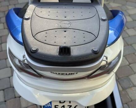 Белый Сузуки Skywave 250, объемом двигателя 0.25 л и пробегом 43 тыс. км за 2700 $, фото 25 на Automoto.ua