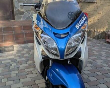 Белый Сузуки Skywave 250, объемом двигателя 0.25 л и пробегом 43 тыс. км за 2700 $, фото 31 на Automoto.ua