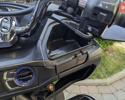 Белый Сузуки Skywave 250, объемом двигателя 0.25 л и пробегом 43 тыс. км за 2700 $, фото 7 на Automoto.ua