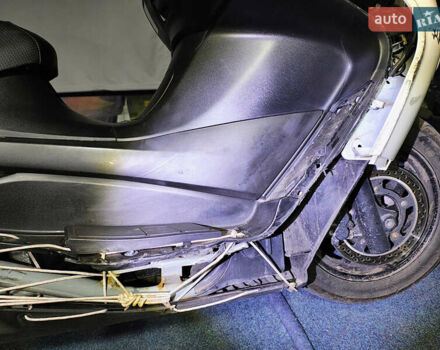 Білий Сузукі Skywave 250, об'ємом двигуна 0.25 л та пробігом 26 тис. км за 1850 $, фото 4 на Automoto.ua