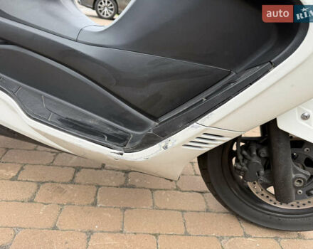 Белый Сузуки Skywave 250, объемом двигателя 0.25 л и пробегом 28 тыс. км за 2500 $, фото 8 на Automoto.ua