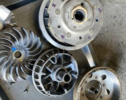 Белый Сузуки Skywave 250, объемом двигателя 0.25 л и пробегом 34 тыс. км за 2200 $, фото 15 на Automoto.ua