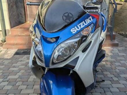 Сузуки Skywave 250 2008 в Черновцах на Automoto.ua Белый Сузуки Skywave 250, объемом двигателя 0.25 л и пробегом 43 тыс. км за 2700 $, фото 1 на Automoto.ua