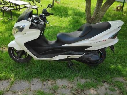 Сузукі Skywave 250 2008 у Барышевке на Automoto.ua Білий Сузукі Skywave 250, об'ємом двигуна 0.25 л та пробігом 21 тис. км за 2200 $, фото 1 на Automoto.ua
