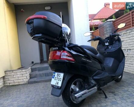 Черный Сузуки Skywave 250, объемом двигателя 0.25 л и пробегом 49 тыс. км за 1750 $, фото 1 на Automoto.ua