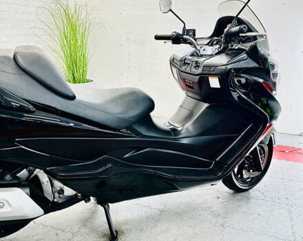 Черный Сузуки Skywave 250, объемом двигателя 0.25 л и пробегом 23 тыс. км за 2200 $, фото 5 на Automoto.ua