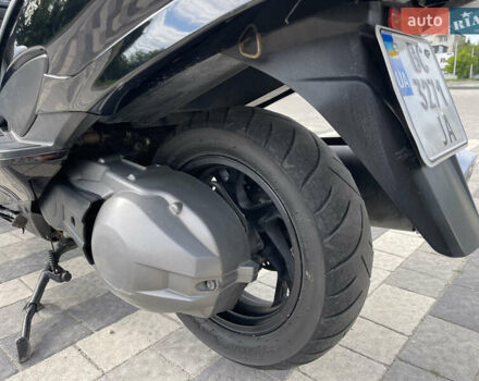 Черный Сузуки Skywave 250, объемом двигателя 0.25 л и пробегом 27 тыс. км за 2649 $, фото 9 на Automoto.ua