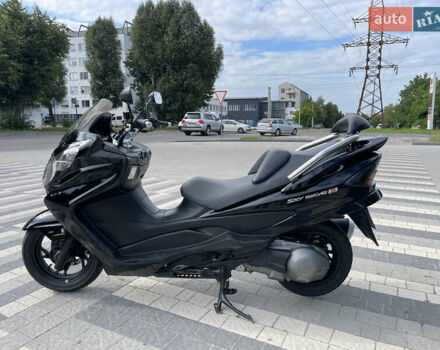 Черный Сузуки Skywave 250, объемом двигателя 0.25 л и пробегом 27 тыс. км за 2649 $, фото 5 на Automoto.ua