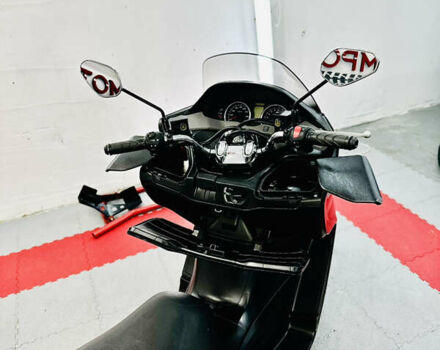 Черный Сузуки Skywave 250, объемом двигателя 0.25 л и пробегом 23 тыс. км за 2200 $, фото 27 на Automoto.ua