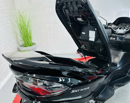 Черный Сузуки Skywave 250, объемом двигателя 0.25 л и пробегом 23 тыс. км за 2200 $, фото 29 на Automoto.ua