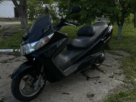 Сузукі Skywave 250 2007 у Миколаєві на Automoto.ua Чорний Сузукі Skywave 250, об'ємом двигуна 0.25 л та пробігом 21 тис. км за 1100 $, фото 1 на Automoto.ua