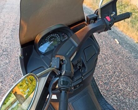 Сузукі Skywave 250, об'ємом двигуна 0.25 л та пробігом 0 тис. км за 1300 $, фото 9 на Automoto.ua