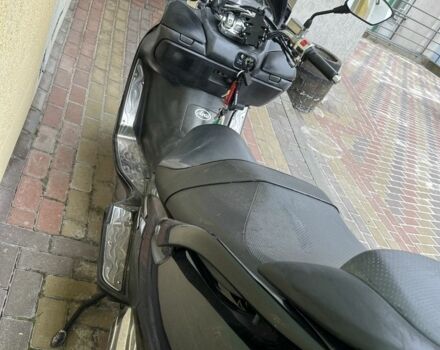 Сузуки Skywave 250, объемом двигателя 0.25 л и пробегом 0 тыс. км за 2000 $, фото 5 на Automoto.ua