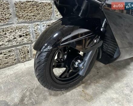 Сузукі Skywave 250, об'ємом двигуна 0 л та пробігом 12 тис. км за 2300 $, фото 7 на Automoto.ua