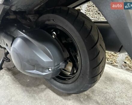 Сузукі Skywave 250, об'ємом двигуна 0 л та пробігом 12 тис. км за 2300 $, фото 5 на Automoto.ua