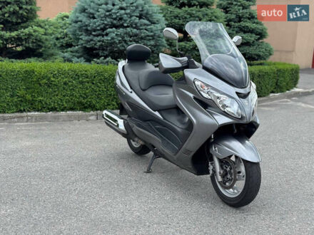 Сузукі Skywave 250 2011 у Дніпро (Дніпропетровську) на Automoto.ua Сузукі Skywave 250, об'ємом двигуна 0.25 л та пробігом 27 тис. км за 2300 $, фото 1 на Automoto.ua
