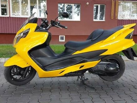 Сузукі Skywave 250 2007 у Полтаві на Automoto.ua Жовтий Сузукі Skywave 250, об'ємом двигуна 0.25 л та пробігом 15 тис. км за 2300 $, фото 1 на Automoto.ua