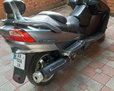 Серый Сузуки Skywave 250, объемом двигателя 0.25 л и пробегом 60 тыс. км за 1700 $, фото 5 на Automoto.ua