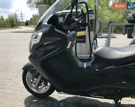 Серый Сузуки Skywave 250, объемом двигателя 0 л и пробегом 30 тыс. км за 3000 $, фото 8 на Automoto.ua