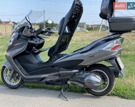 Серый Сузуки Skywave 250, объемом двигателя 0.25 л и пробегом 64 тыс. км за 2500 $, фото 3 на Automoto.ua