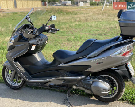 Серый Сузуки Skywave 250, объемом двигателя 0.25 л и пробегом 64 тыс. км за 2500 $, фото 1 на Automoto.ua