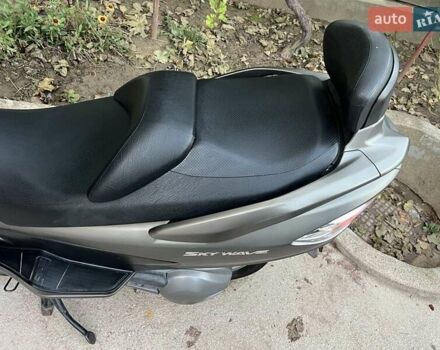 Серый Сузуки Skywave 250, объемом двигателя 0 л и пробегом 36 тыс. км за 2400 $, фото 9 на Automoto.ua