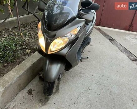 Серый Сузуки Skywave 250, объемом двигателя 0 л и пробегом 36 тыс. км за 2400 $, фото 6 на Automoto.ua