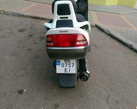 Серый Сузуки Skywave 400, объемом двигателя 0.25 л и пробегом 32 тыс. км за 1150 $, фото 4 на Automoto.ua