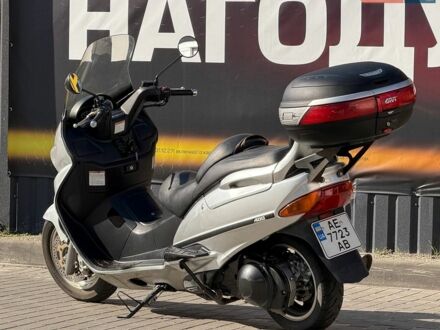 Серый Сузуки Skywave 400, объемом двигателя 0.4 л и пробегом 40 тыс. км за 1900 $, фото 1 на Automoto.ua