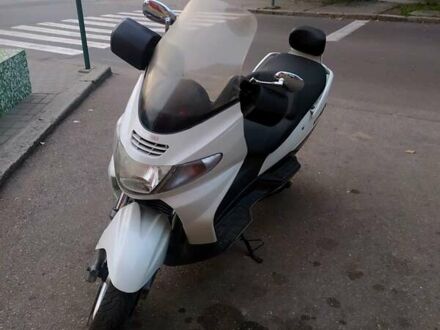 Серый Сузуки Skywave 400, объемом двигателя 0.25 л и пробегом 32 тыс. км за 1150 $, фото 1 на Automoto.ua