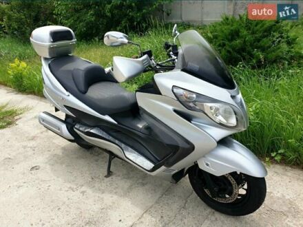 Сузукі Skywave 400 2008 у Одесі на Automoto.ua Сірий Сузукі Skywave 400, об'ємом двигуна 0 л та пробігом 22 тис. км за 2999 $, фото 1 на Automoto.ua