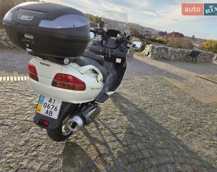 Білий Сузукі SkyWave 650, об'ємом двигуна 0.65 л та пробігом 23 тис. км за 6500 $, фото 4 на Automoto.ua