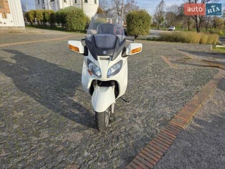 Белый Сузуки SkyWave 650, объемом двигателя 0.65 л и пробегом 23 тыс. км за 6500 $, фото 1 на Automoto.ua