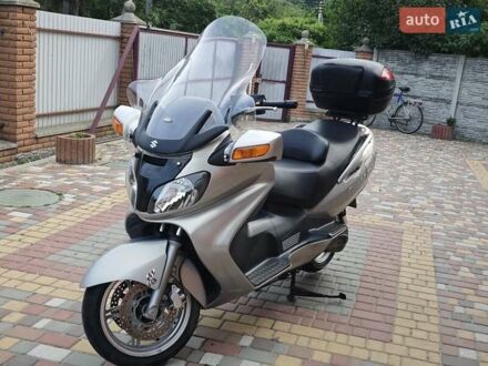 Сузуки SkyWave 650 2002 в Киеве на Automoto.ua Сузуки SkyWave 650, объемом двигателя 0.64 л и пробегом 25 тыс. км за 2999 $, фото 1 на Automoto.ua