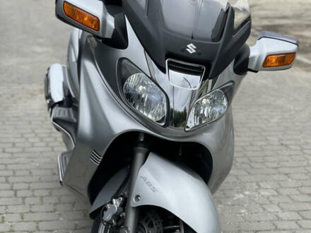 Сузуки SkyWave 650 2005 в Львове на Automoto.ua Серый Сузуки SkyWave 650, объемом двигателя 0.65 л и пробегом 30 тыс. км за 4500 $, фото 1 на Automoto.ua