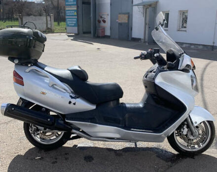 Синий Сузуки SkyWave 650, объемом двигателя 0.65 л и пробегом 43 тыс. км за 3500 $, фото 4 на Automoto.ua