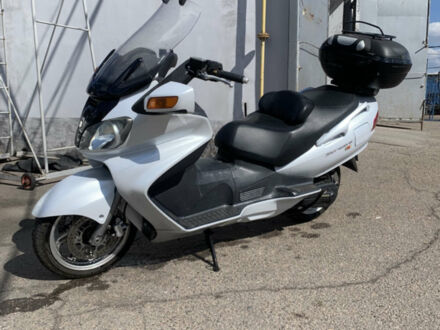 Синій Сузукі SkyWave 650, об'ємом двигуна 0.65 л та пробігом 43 тис. км за 3150 $, фото 1 на Automoto.ua