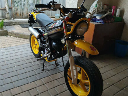 Сузукі Street Magic 50 2010 у Вінниці на Automoto.ua Сузукі Street Magic 50, об'ємом двигуна 0 л та пробігом 18 тис. км за 796 $, фото 1 на Automoto.ua