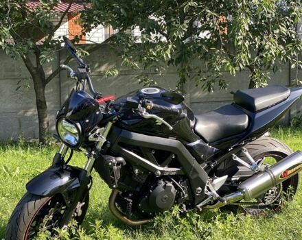 Сузукі SV 1000, об'ємом двигуна 1 л та пробігом 0 тис. км за 6000 $, фото 1 на Automoto.ua
