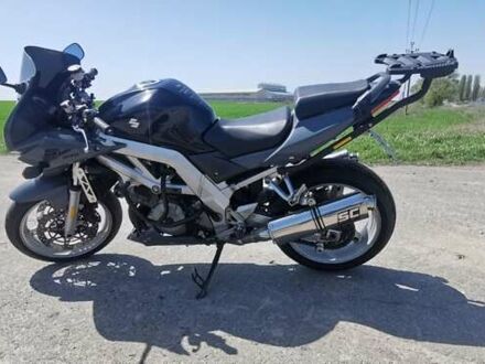Сузуки SV 1000S 2004 в Броварах на Automoto.ua Сузуки SV 1000S, объемом двигателя 1 л и пробегом 44 тыс. км за 4800 $, фото 1 на Automoto.ua
