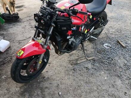 Сузуки SV 400 2000 в Виннице на Automoto.ua Сузуки SV 400, объемом двигателя 0 л и пробегом 20 тыс. км за 75000 $, фото 1 на Automoto.ua