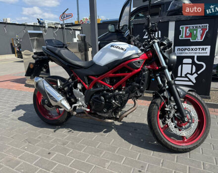 Белый Сузуки SV 650, объемом двигателя 0.65 л и пробегом 6 тыс. км за 7000 $, фото 1 на Automoto.ua